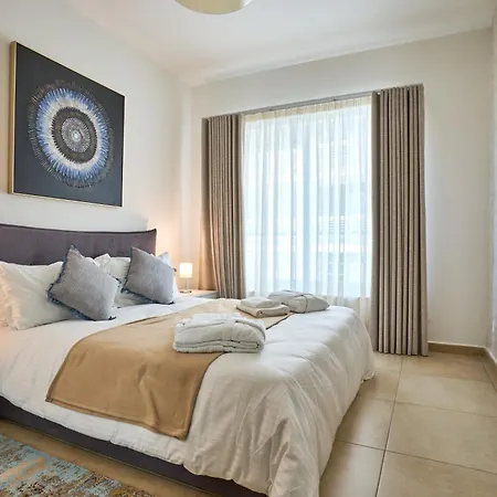 Apartment Stunning 3-bedroom Seaview Retreat In Cambridge *