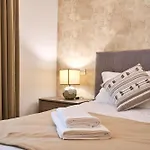 Stunning 3-bedroom Seaview Retreat In Cambridge * Sliema