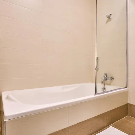 Stunning 3-bedroom Seaview Retreat In Cambridge *